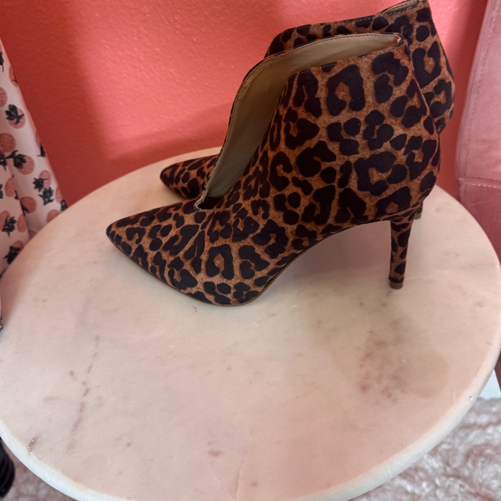 Jessica Simpson booties! New never worn